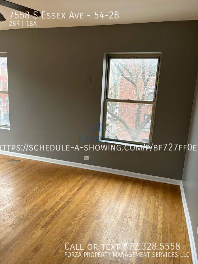 Apartment for rent at 7554 S Essex Ave #54-1B, Chicago, IL 60649