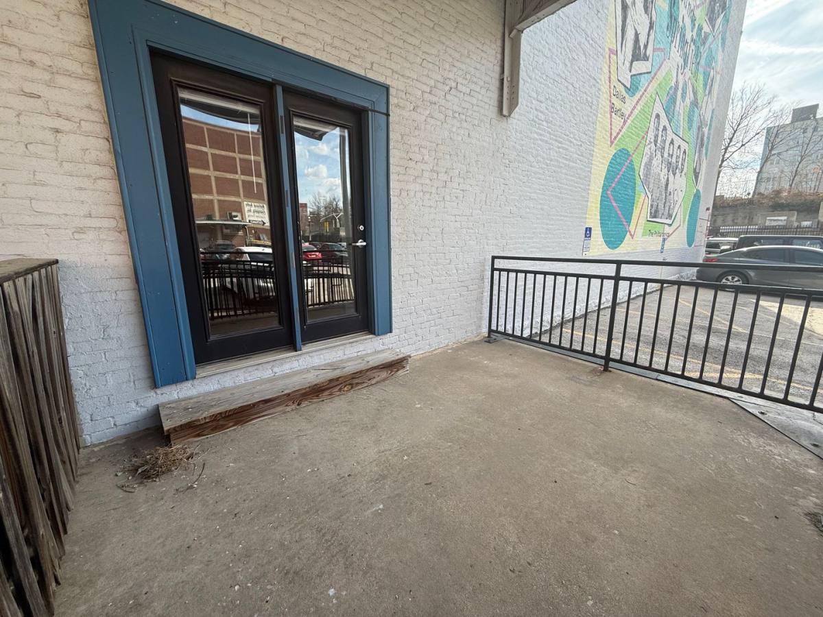 House for rent at 331 E Water St, Springfield, MO 65806