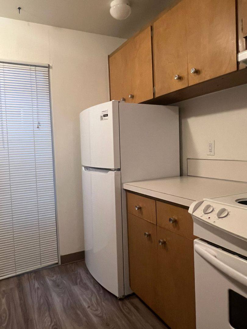 Apartment for rent at 1744 Park Ave NE, Salem, OR 97301