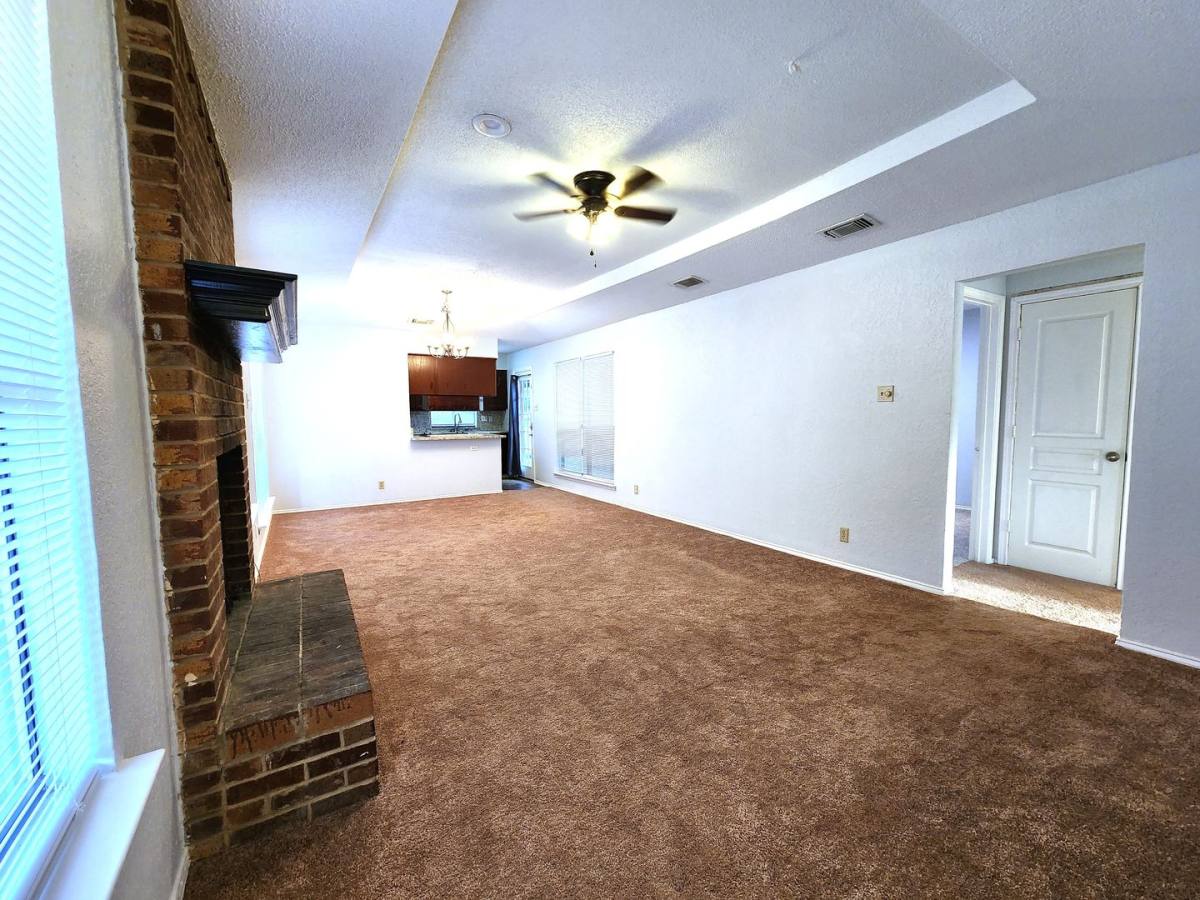 Townhouse for rent at 2202 Bolivar St, Denton, TX 76201