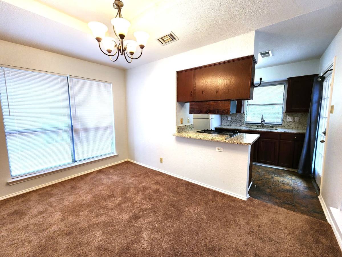 Townhouse for rent at 2202 Bolivar St, Denton, TX 76201