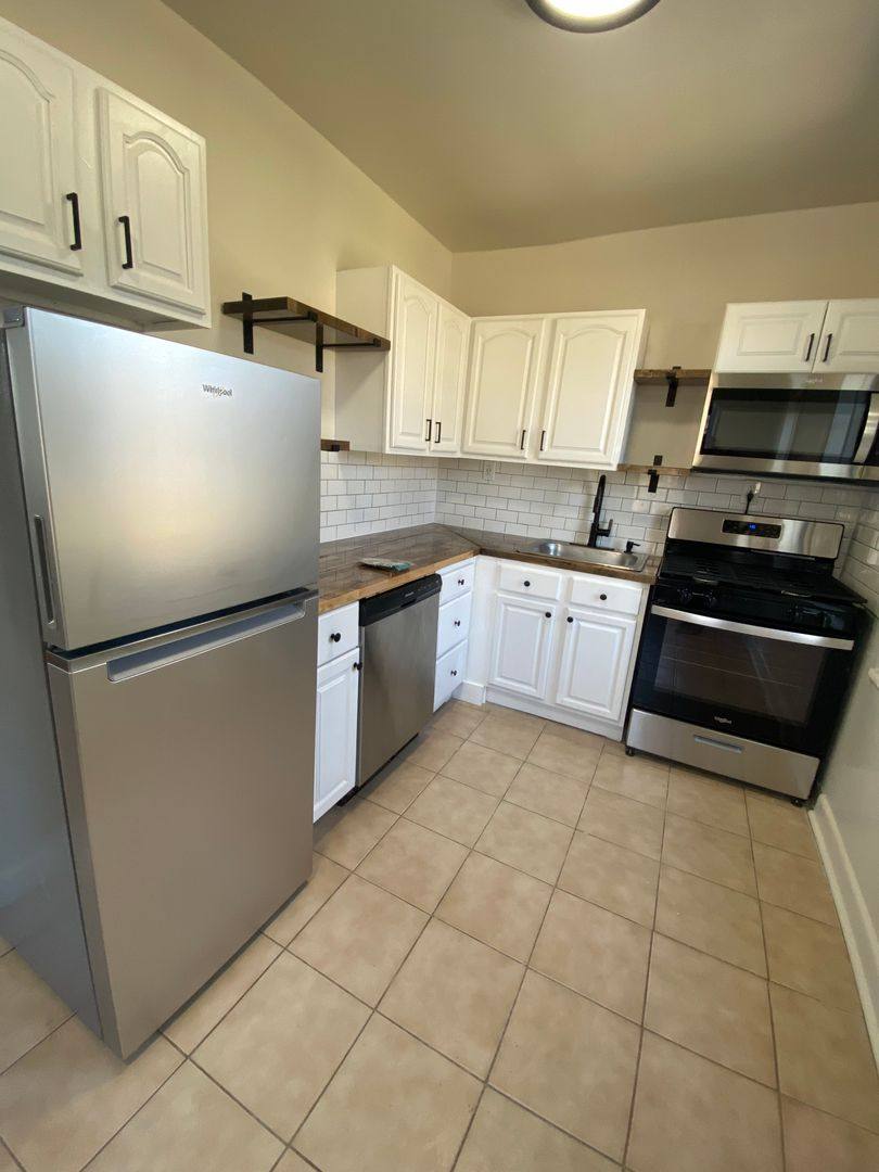 Apartment for rent at 304 Hillside Ave, Nutley, NJ 07110