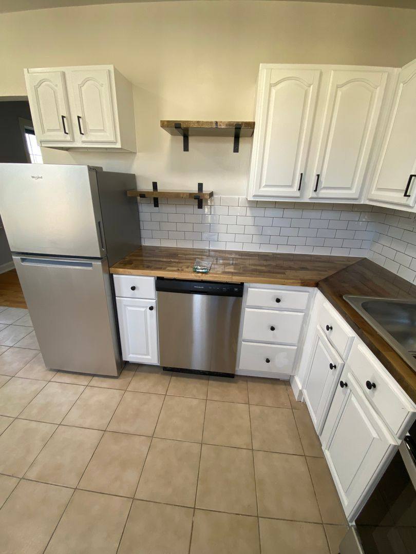 Apartment for rent at 304 Hillside Ave, Nutley, NJ 07110