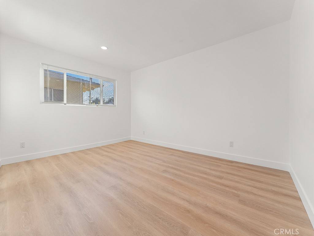 Apartment for rent at 308 S Laurel St #308C, Santa Ana, CA 92704
