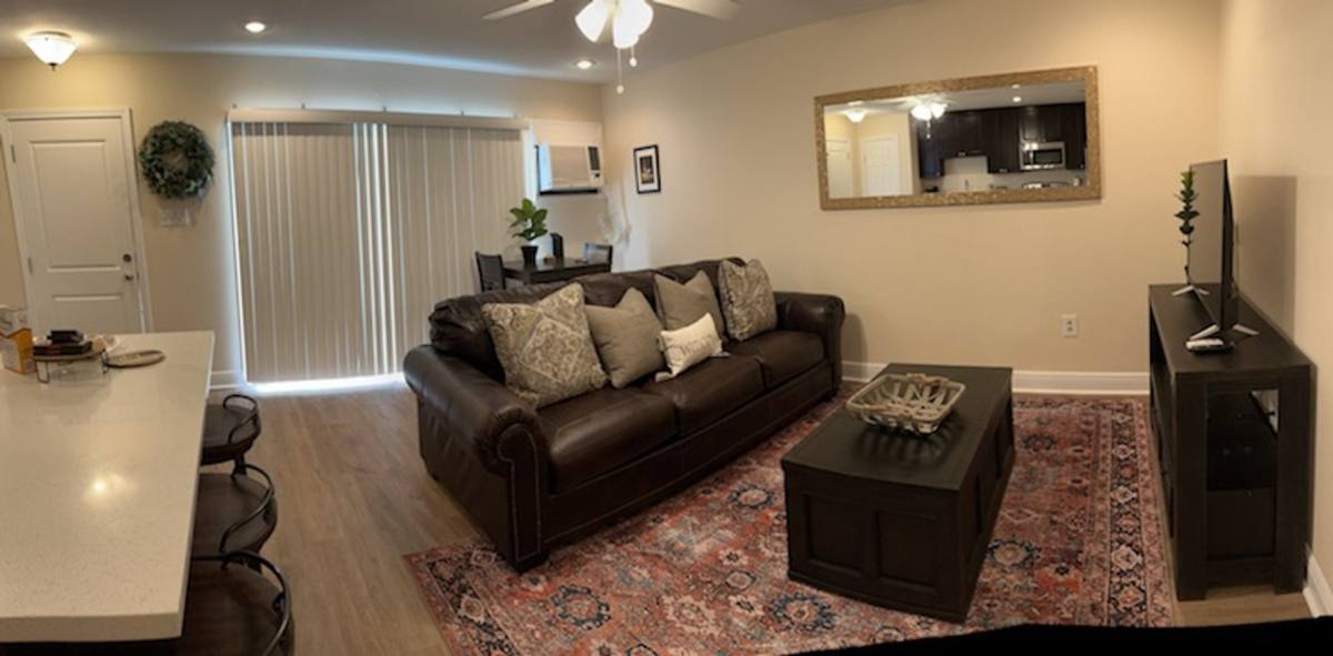Apartment for rent at 3921 Prytania, New Orleans, LA 70115