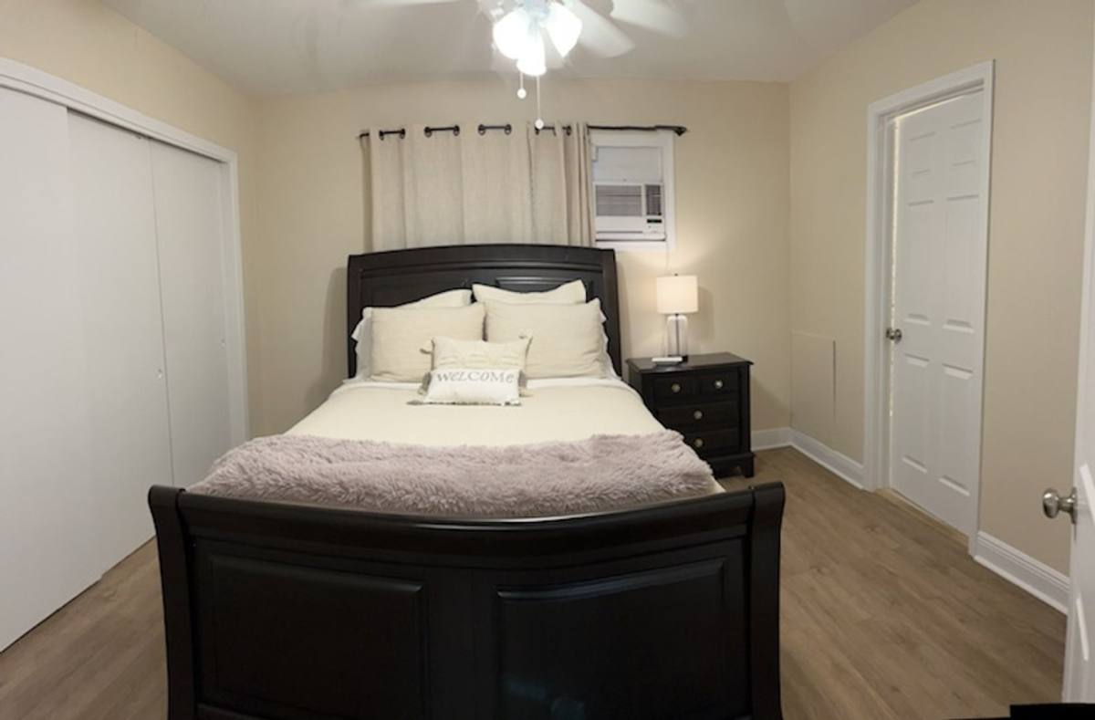 Apartment for rent at 3921 Prytania, New Orleans, LA 70115