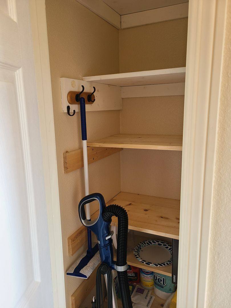 Apartment for rent at 1992 Gwin Rd, McKinleyville, CA 95519