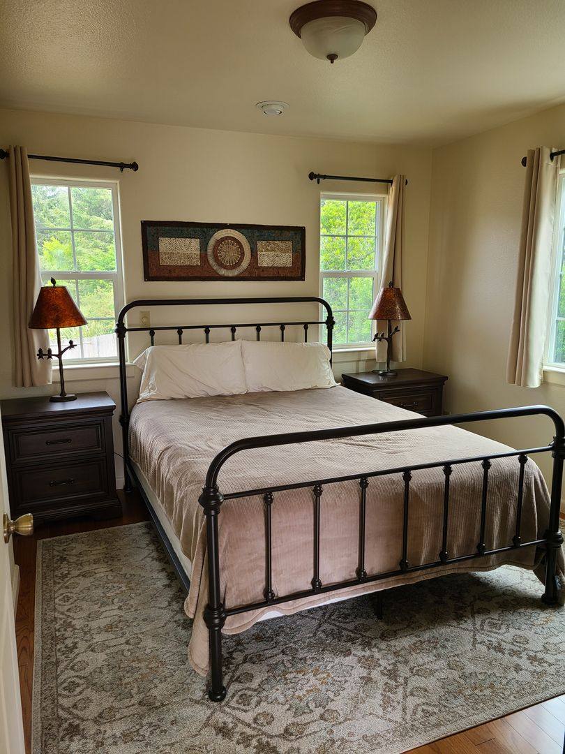 Apartment for rent at 1992 Gwin Rd, McKinleyville, CA 95519