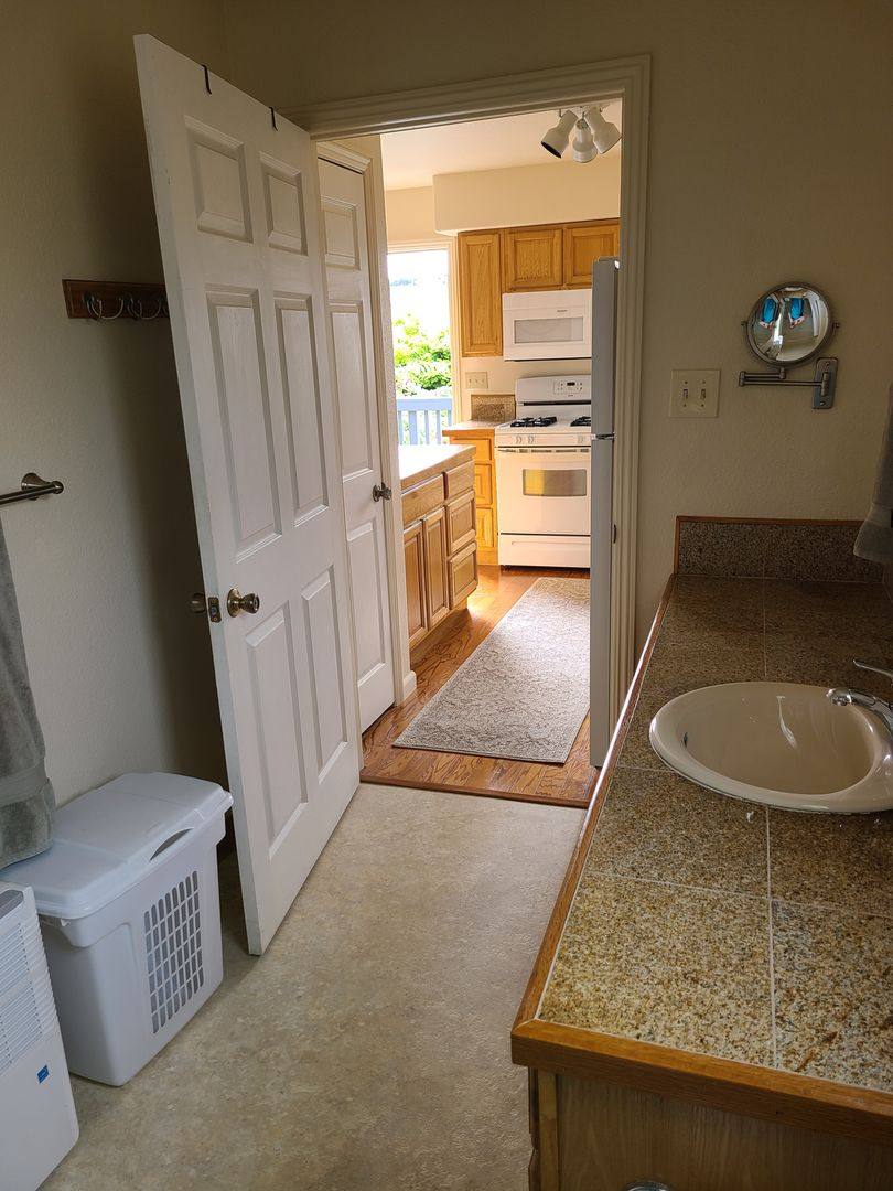 Apartment for rent at 1992 Gwin Rd, McKinleyville, CA 95519