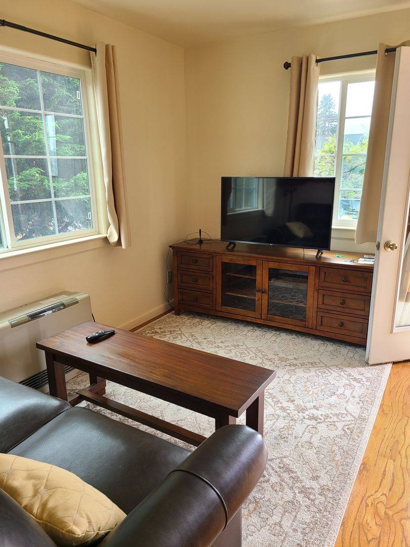 Apartment for rent at 1992 Gwin Rd, McKinleyville, CA 95519