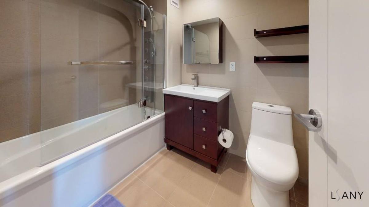Apartment for rent at 2330 Hoffman St, Bronx, NY 10458