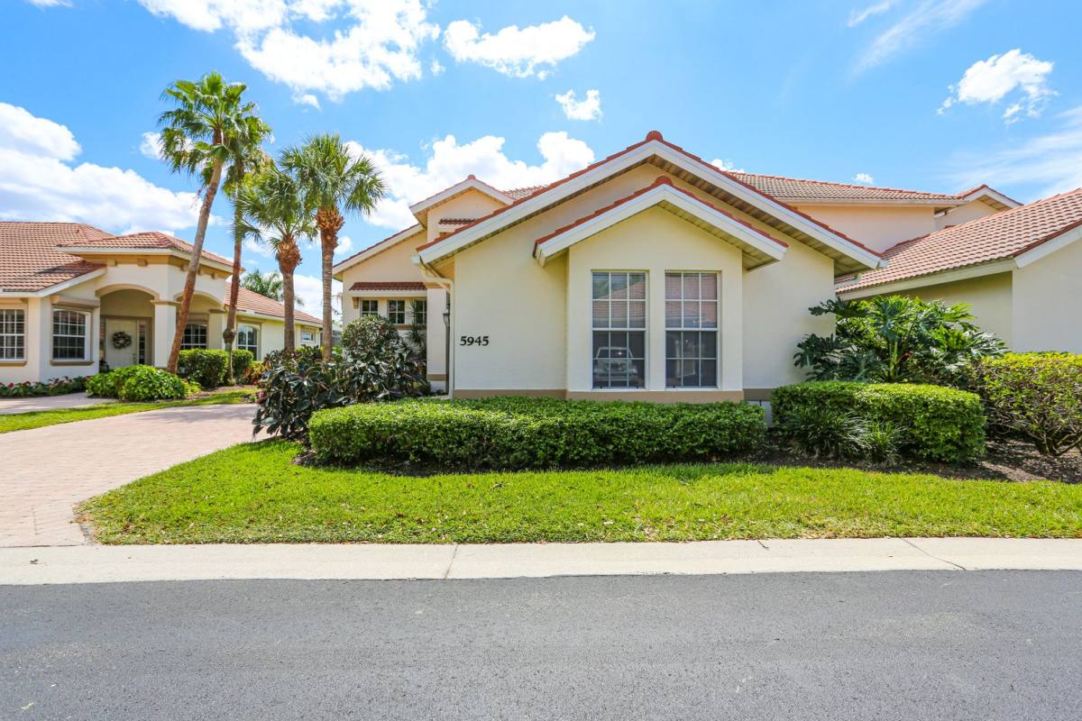 House for rent at 5945 Paradise Circle, Naples, FL 34110
