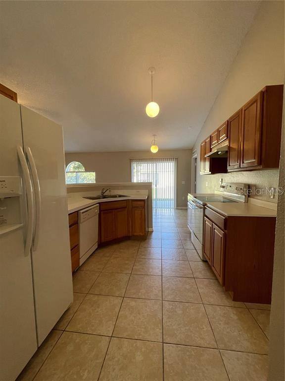 Apartment for rent at 1613 Sail Dr, Kissimmee, FL 34759