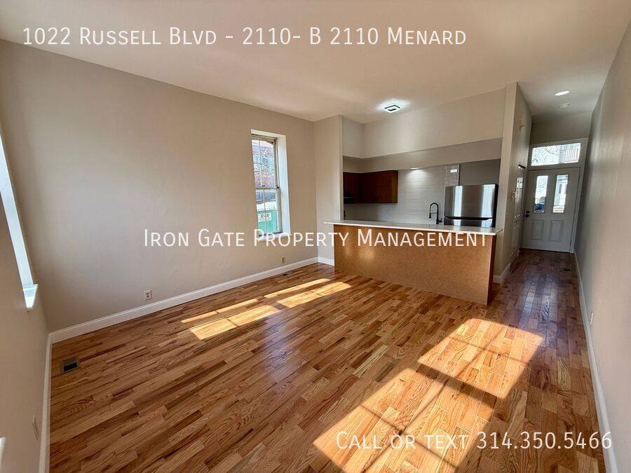 Apartment for rent at 2110 Menard St #B, Saint Louis, MO 63104