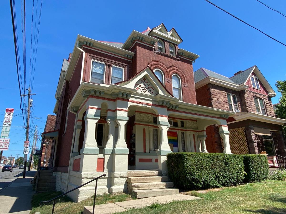 Apartment for rent at 1260 Neil Ave, Columbus, OH 43201