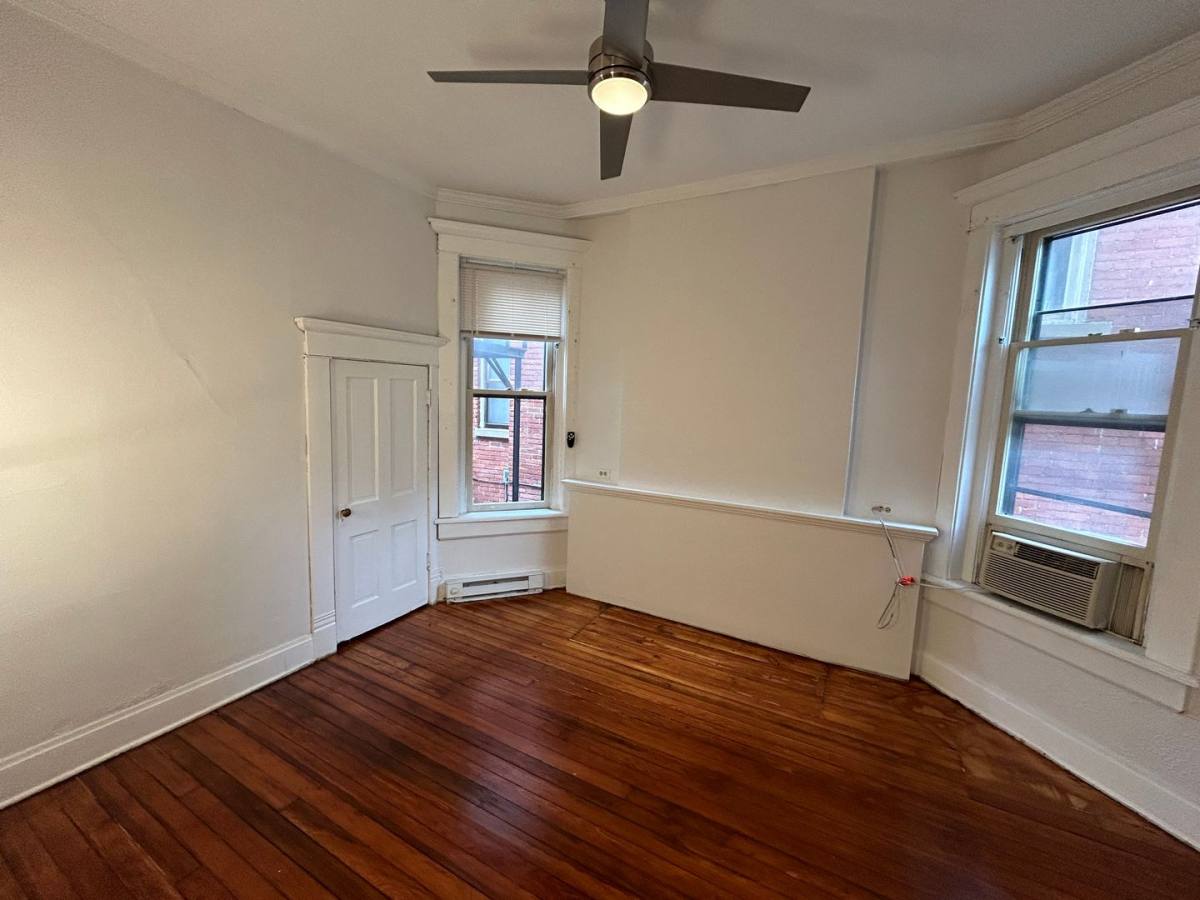 Apartment for rent at 1260 Neil Ave, Columbus, OH 43201