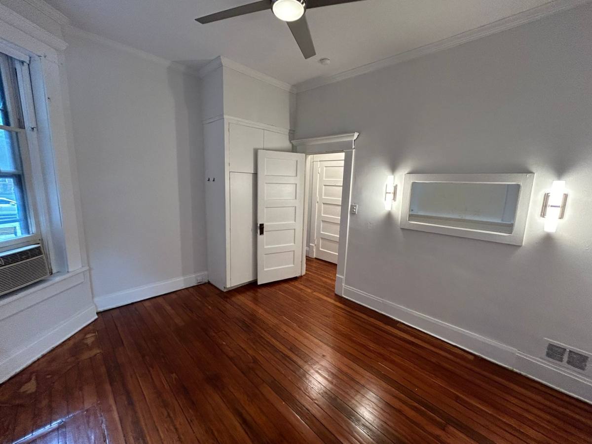 Apartment for rent at 1260 Neil Ave, Columbus, OH 43201