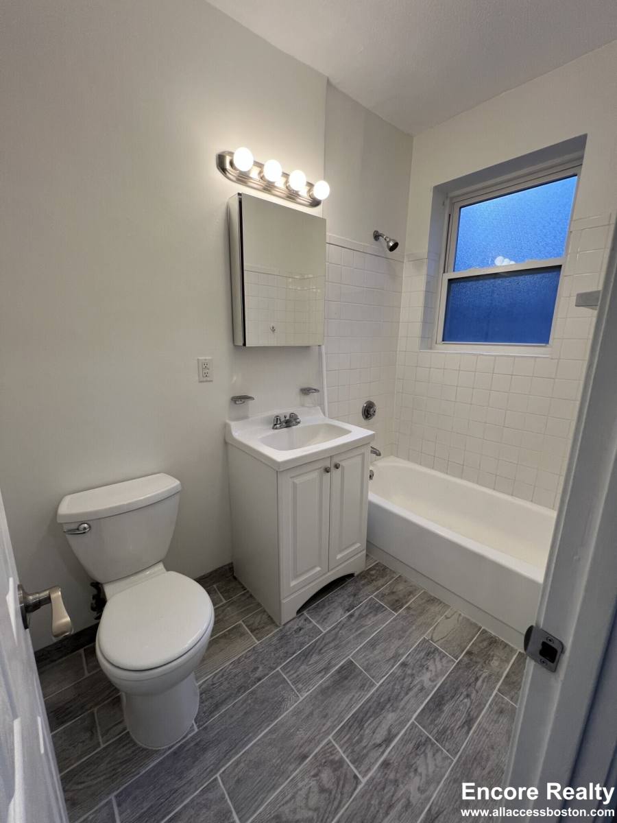 Apartment for rent at 111 Norway St #307, Boston, MA 02115