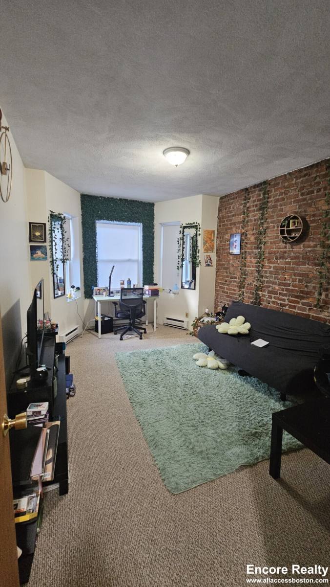 Apartment for rent at 111 Norway St #307, Boston, MA 02115