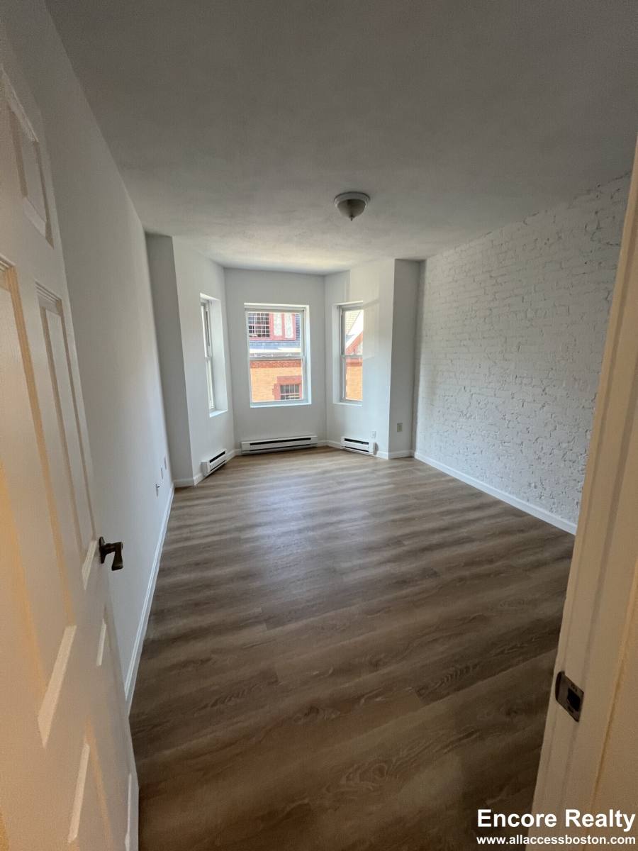 Apartment for rent at 111 Norway St #307, Boston, MA 02115
