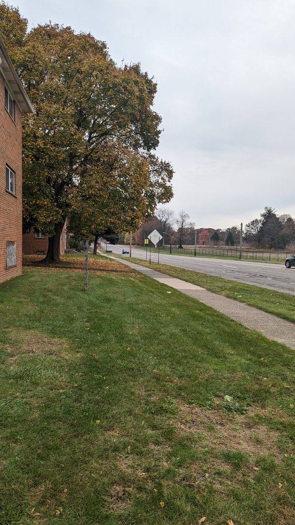 Apartment for rent at 22570 W 7 Mile Rd, Detroit, MI 48219
