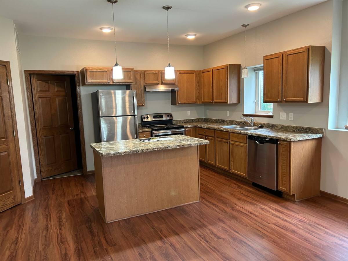 Townhouse for rent at 600 S Skylark Trail, Mankato, MN 56001