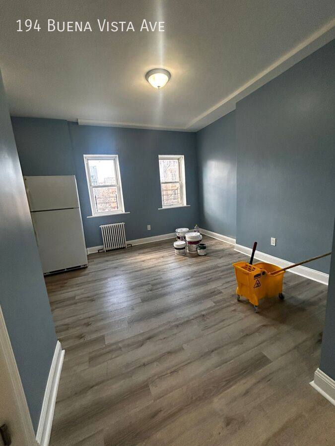 Apartment for rent at 194 Buena Vista Ave, Yonkers, NY 10701