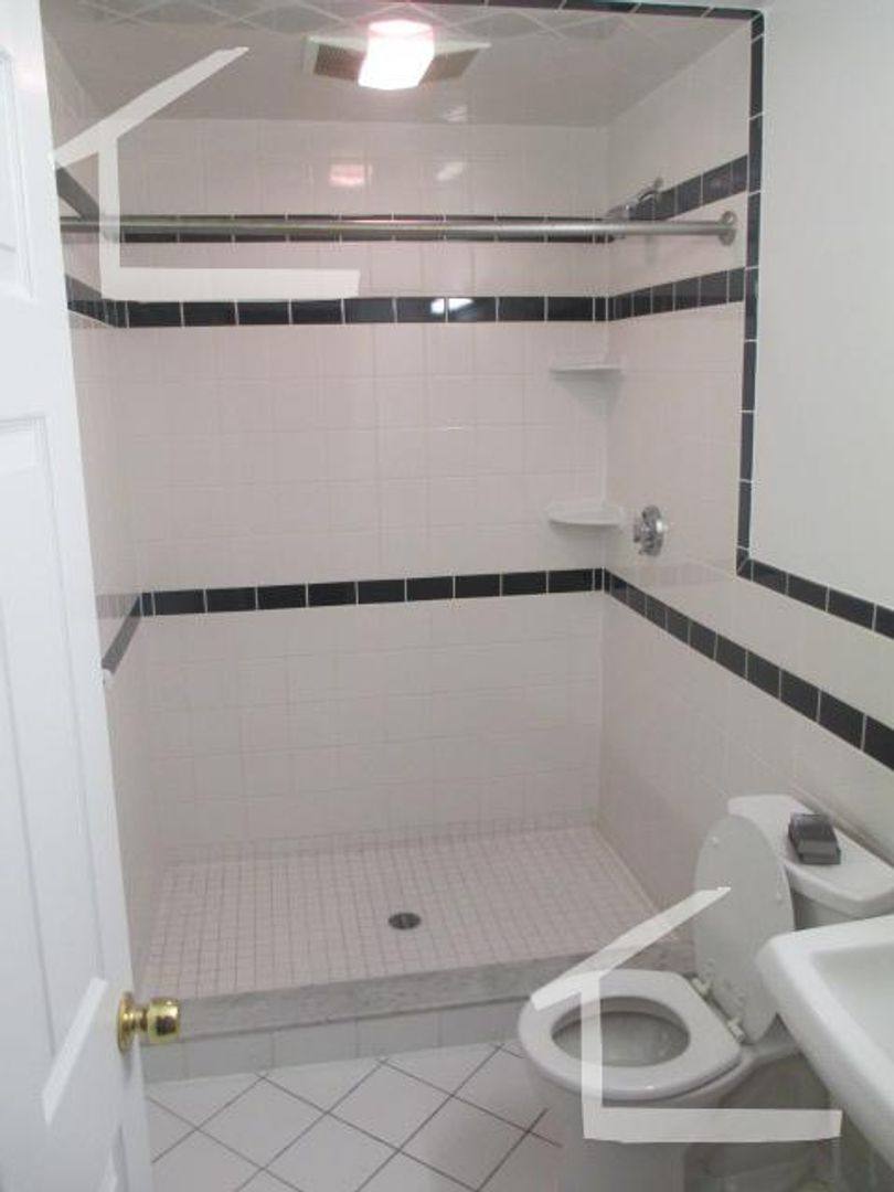 Apartment for rent at 49 Westland Ave #1, Boston, MA 02115