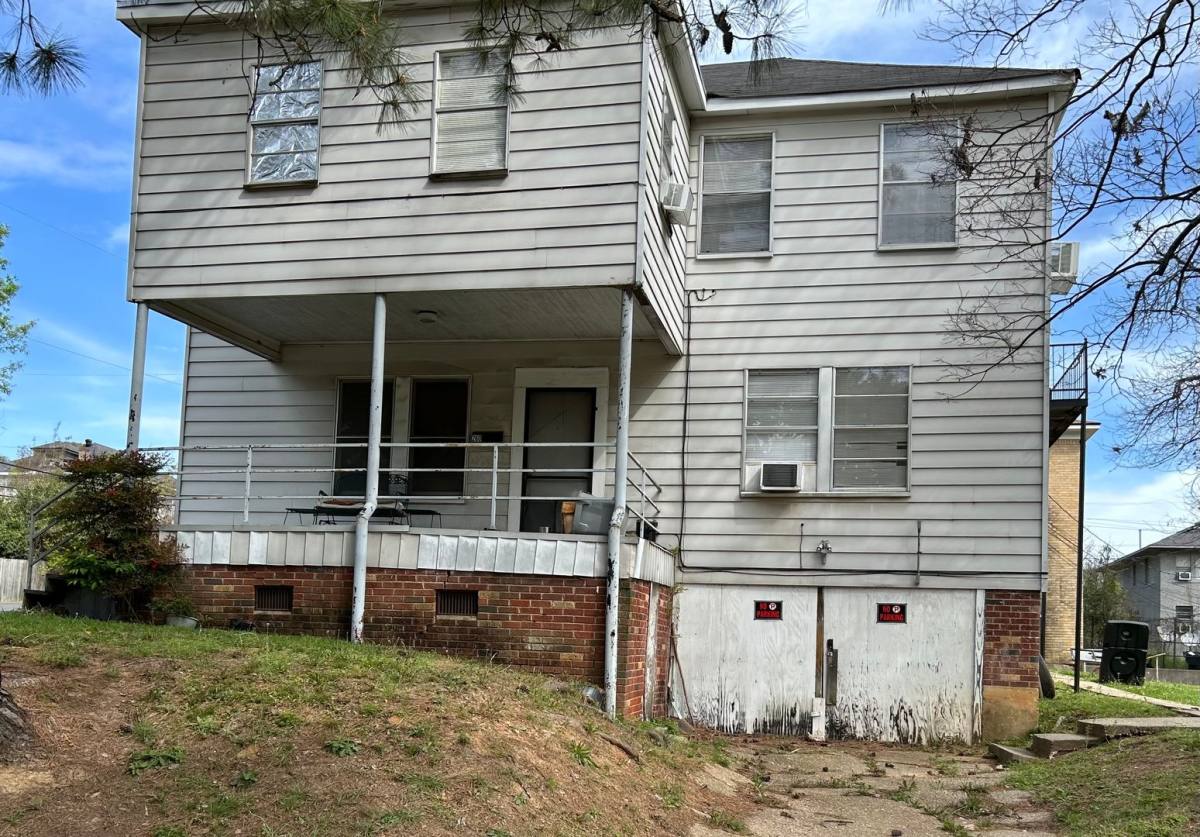 House for rent at 260 1 2 Wyandotte St, Shreveport, LA 71101