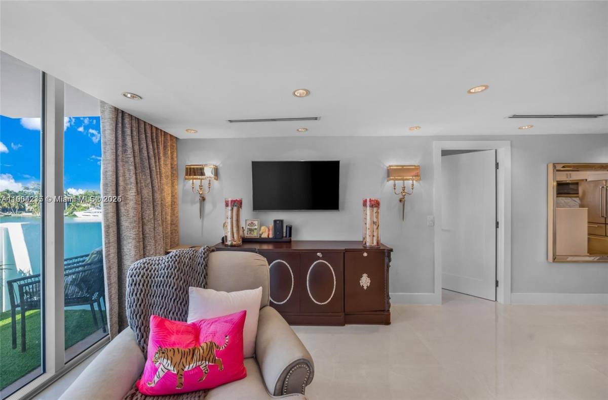 Apartment for rent at 5838 Collins Ave #58382F, Miami Beach, FL 33140