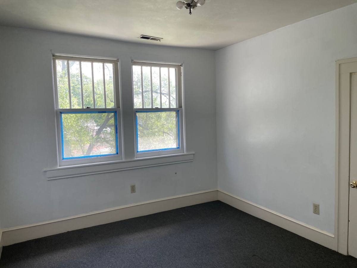 Apartment for rent at 2324 Orange Ave NW, Roanoke, VA 24017