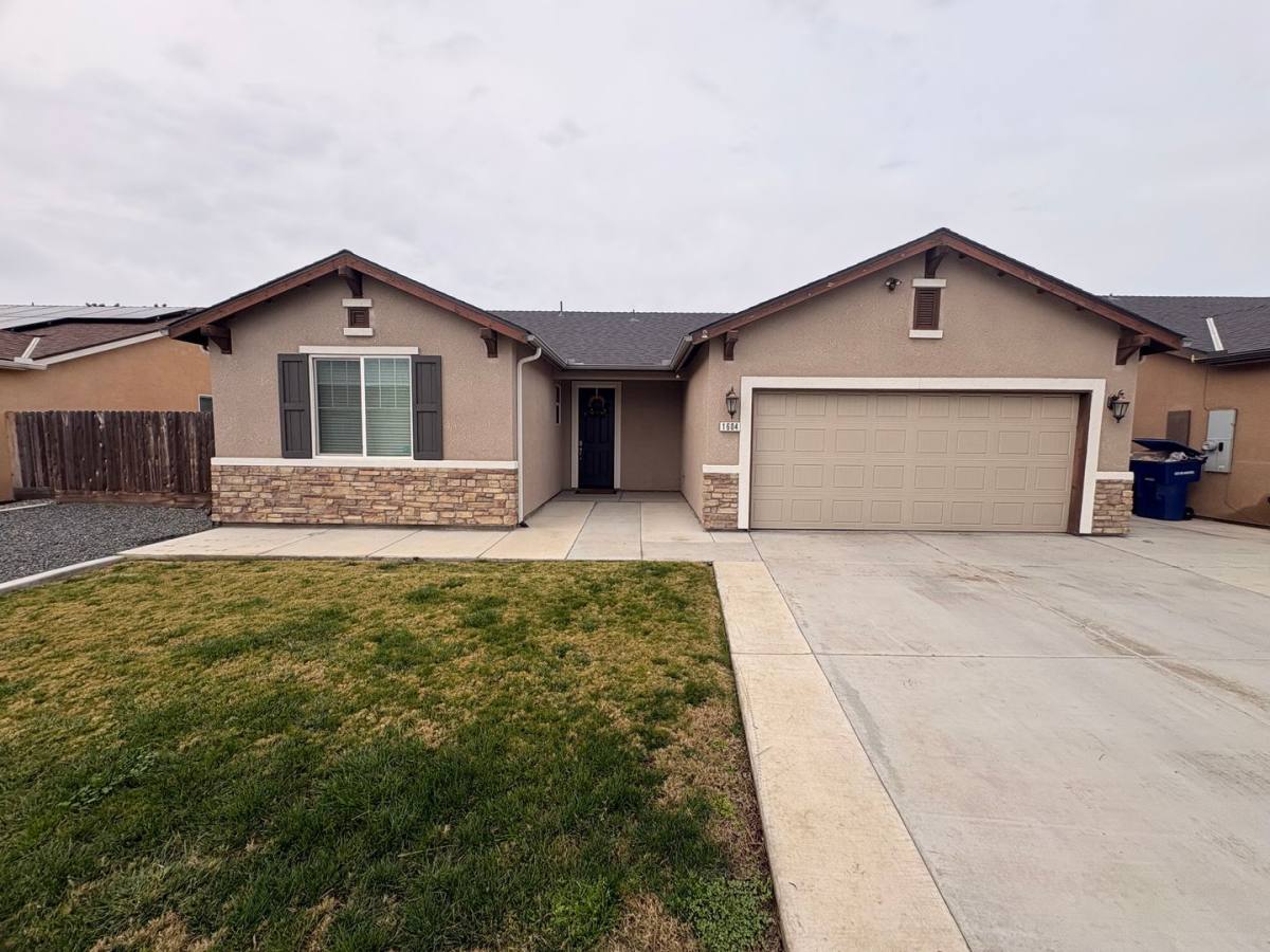 House for rent at 1604 Sidonia St, Hanford, CA 93230