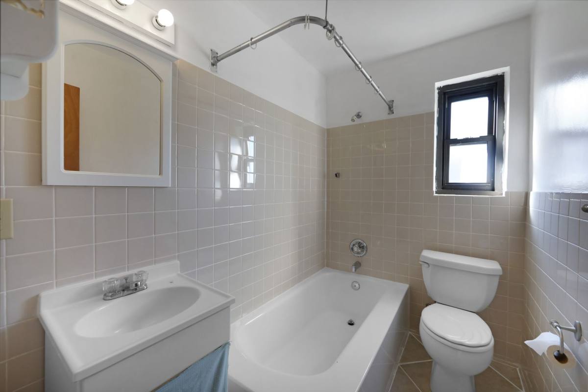 Apartment for rent at 2329 Hudson Terrace, Fort Lee, NJ 07024
