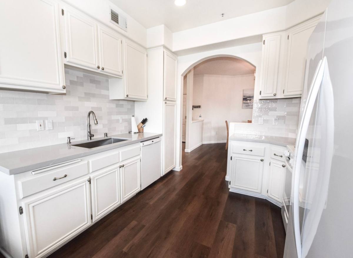 Apartment for rent at 344 Orange Ave, Coronado, CA 92118