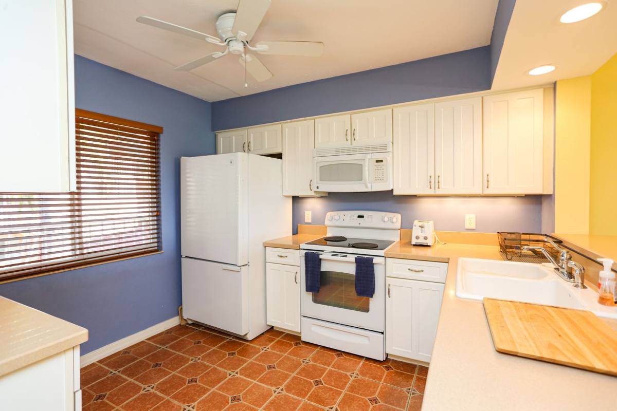 Condo for rent at 1075 Foxfire Lane, Naples, FL 34104