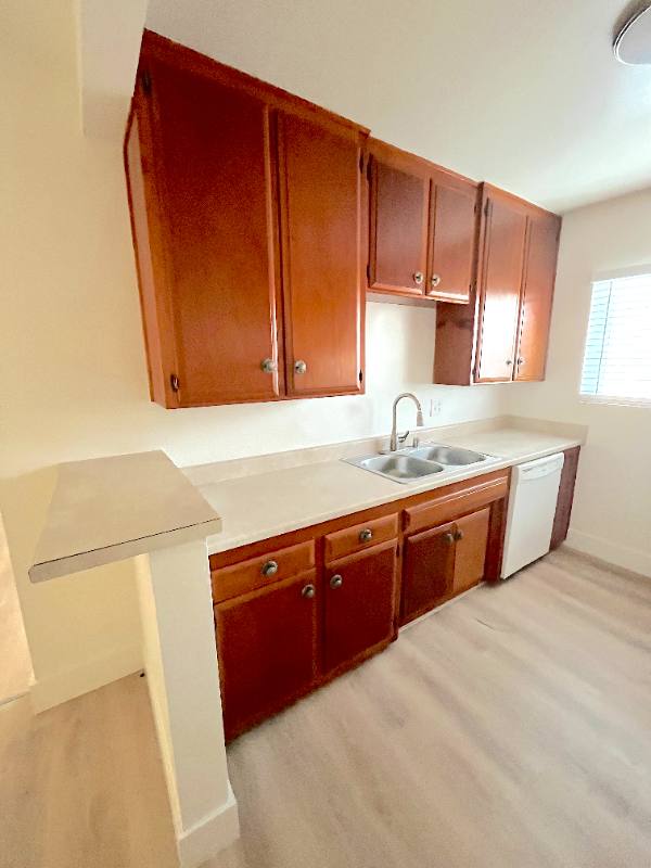 Apartment for rent at 2115 Placentia Ave #18, Costa Mesa, CA 92627