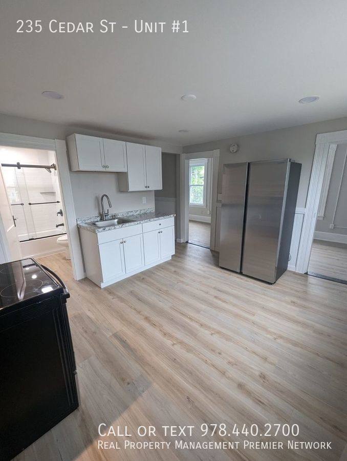Apartment for rent at 235 Cedar St #1, Manchester, NH 03103