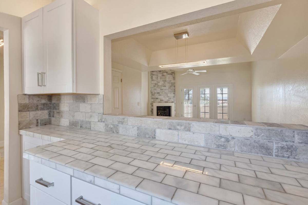 Apartment for rent at 2931 E Rose Lane, Phoenix, AZ 85016