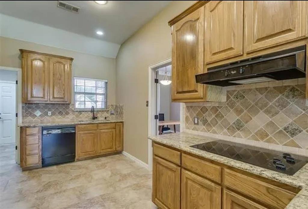 Apartment for rent at 4105 Timberbrook Court, Arlington, TX 76015