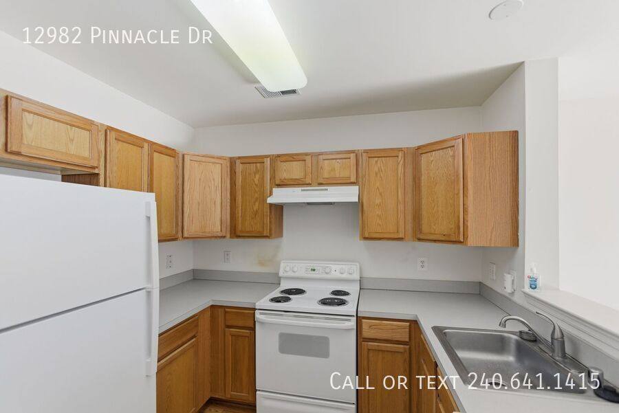 Condo for rent at 12982 Pinnacle Dr, Germantown, MD 20874