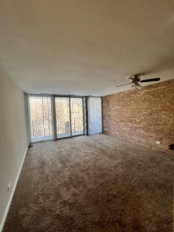 Apartment for rent at 5750 Abbey Dr #2E, Lisle, IL 60532