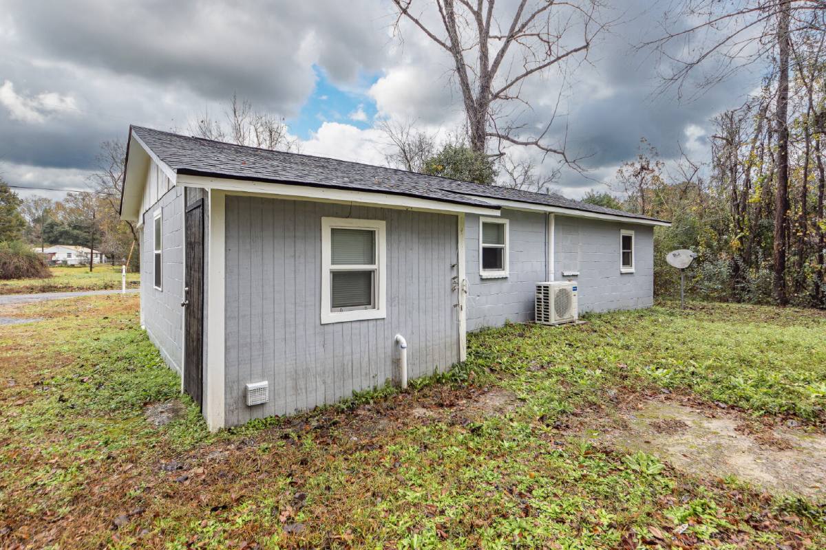 House for rent at 209 Testament Lane, Moncks Corner, SC 29461