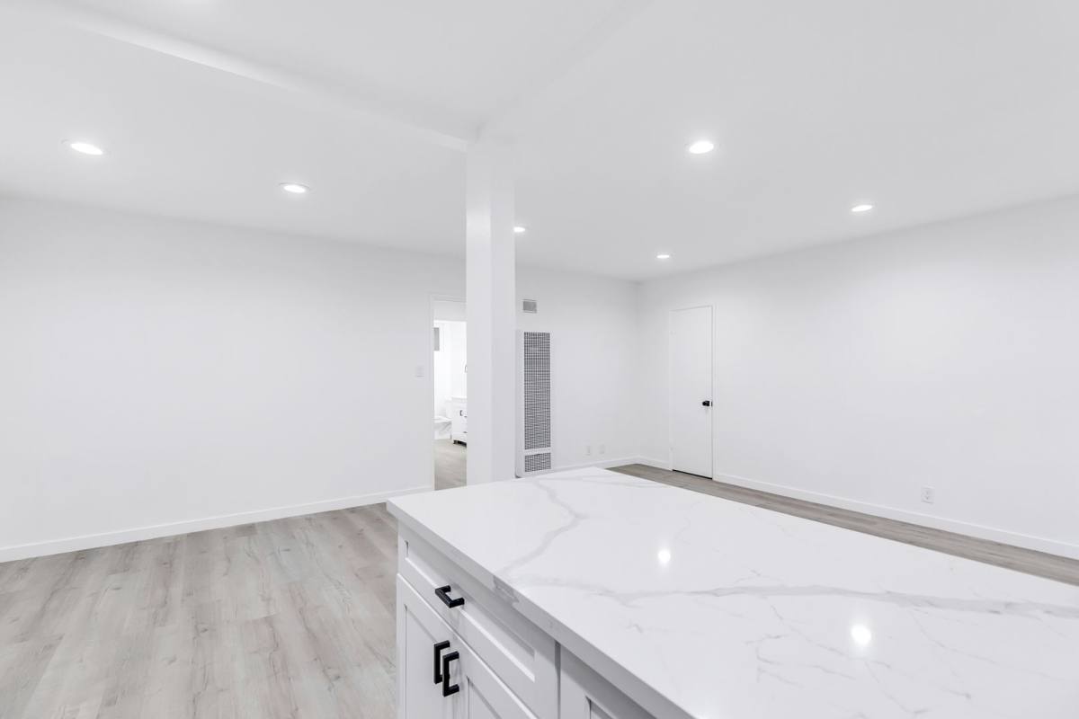 Apartment for rent at 1138 Cardiff Ave, Los Angeles, CA 90035