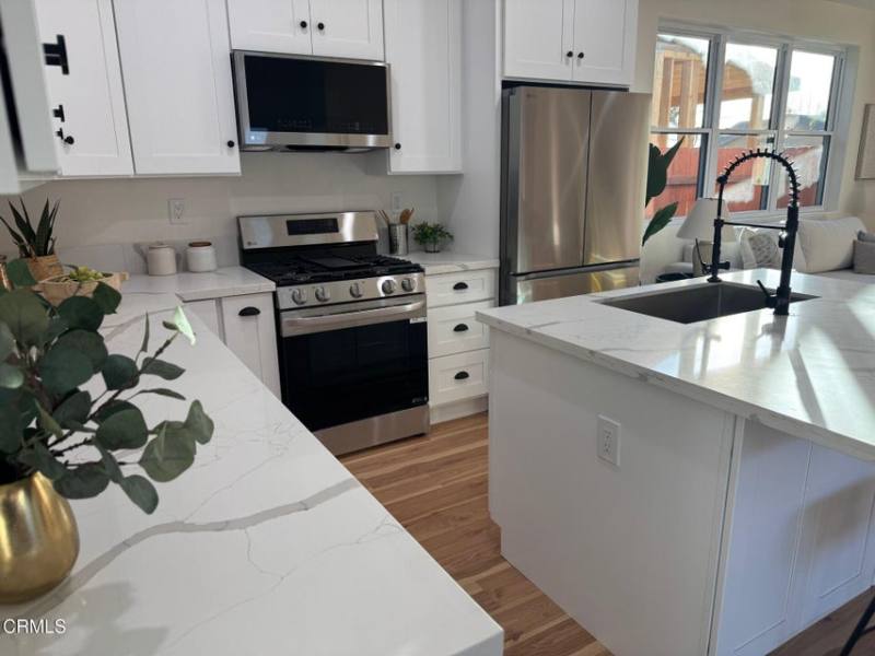 House for rent at 1150 W 1st St, Oxnard, CA 93030