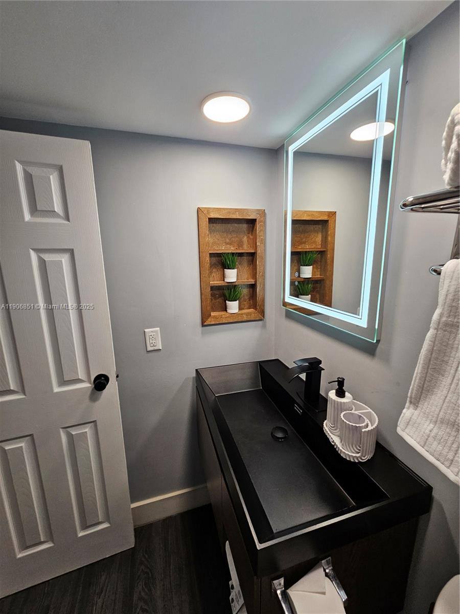 Apartment for rent at 19201 Collins Ave #324, North Miami Beach, FL 33160