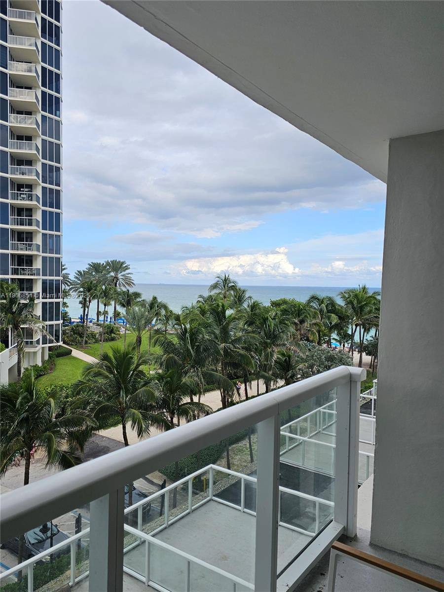 Apartment for rent at 19201 Collins Ave #324, North Miami Beach, FL 33160