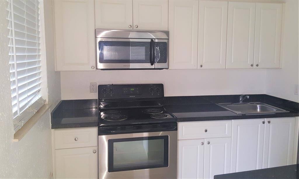 Apartment for rent at 701 SW 14th Ave #701, Fort Lauderdale, FL 33312