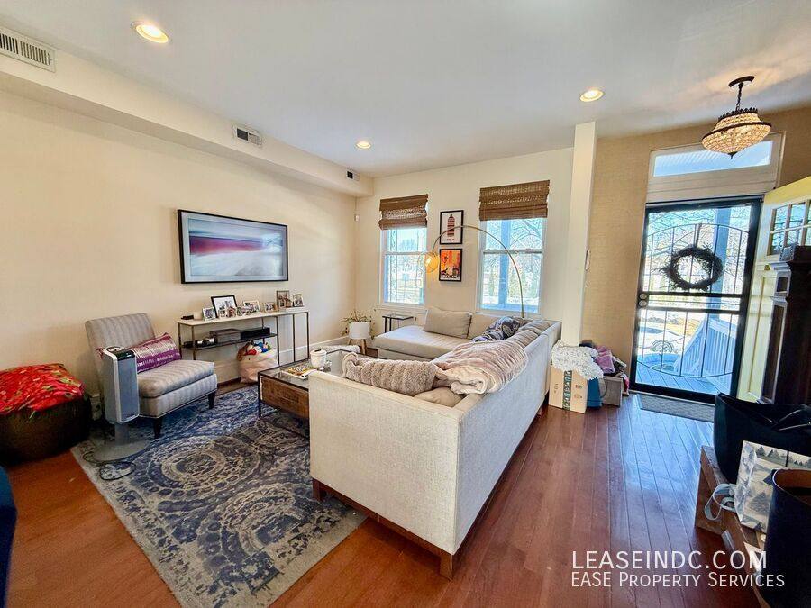 House for rent at 159 V St NE, Washington, DC 20002
