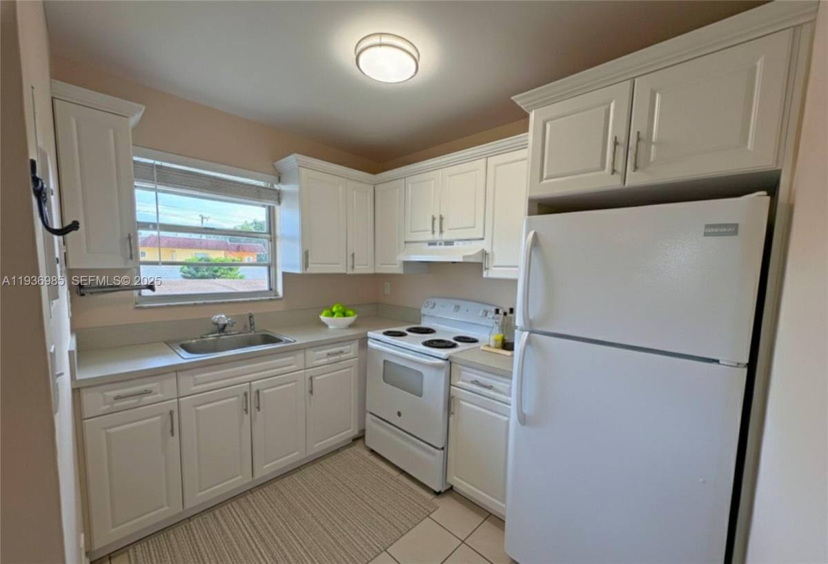 Apartment for rent at 50 W 31st St #203, Hialeah, FL 33012