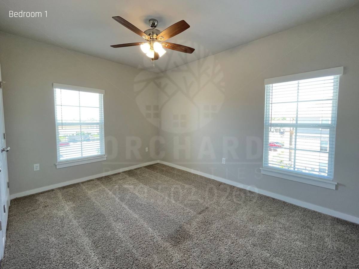 Apartment for rent at 1900 E Brookview Circle, Siloam Springs, AR 72761